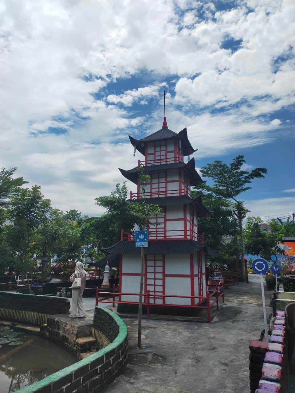 Tugu besar